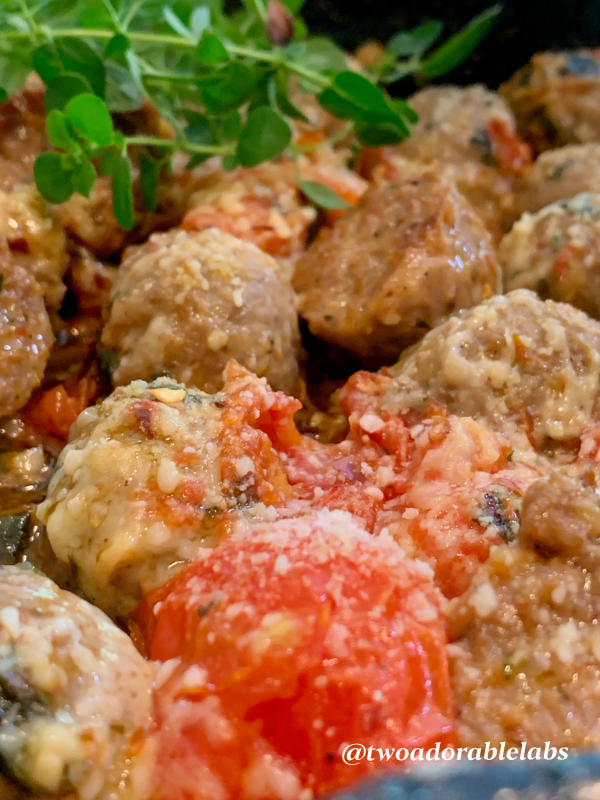 Spicy Meatballs | www.twoadorablelabs.com
